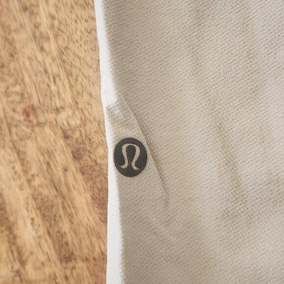 Lululemon Shorts Mens XL Light Gray License To Train Lined Athletic Training - Picture 9 of 13